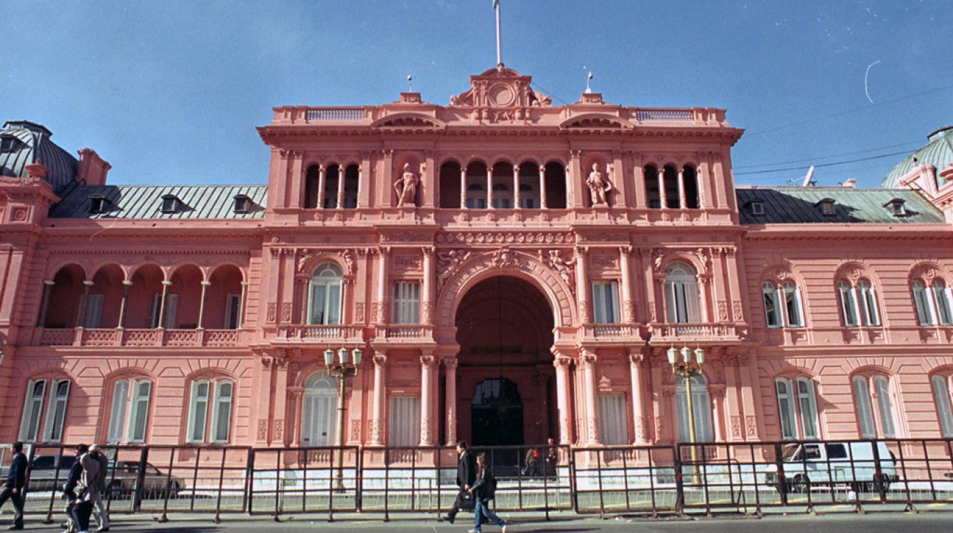 Hotel Tritone – Government House (Casa Rosada)